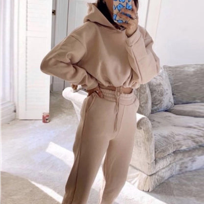 2-Piece Jogging Suits for Women – Sexy Long Sleeve Hoodie & Sweatpants Tracksuit Fitness Set