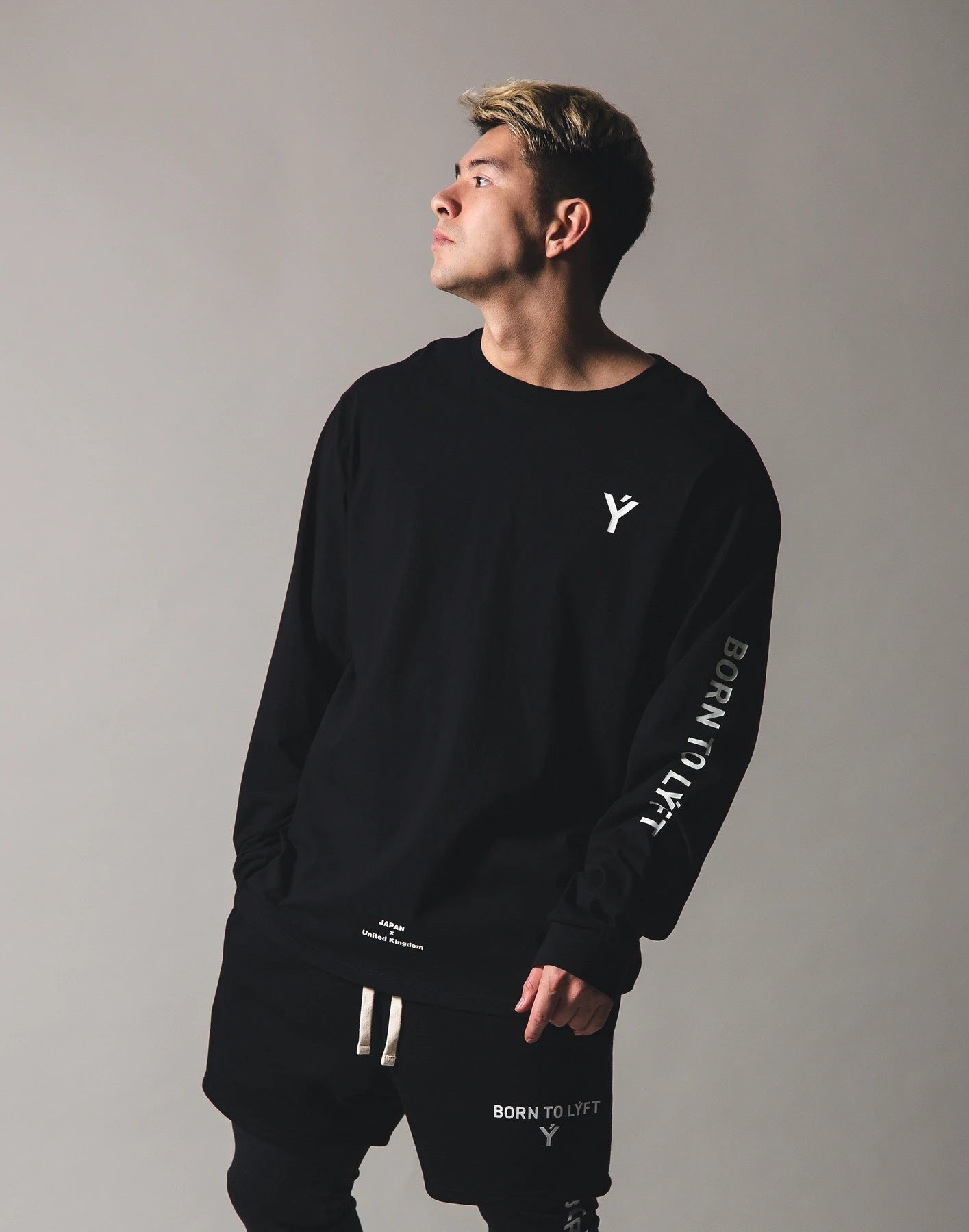 Men’s Long-Sleeved Gym Clothes – Performance Training Shirt for Gym Workouts and Fitness