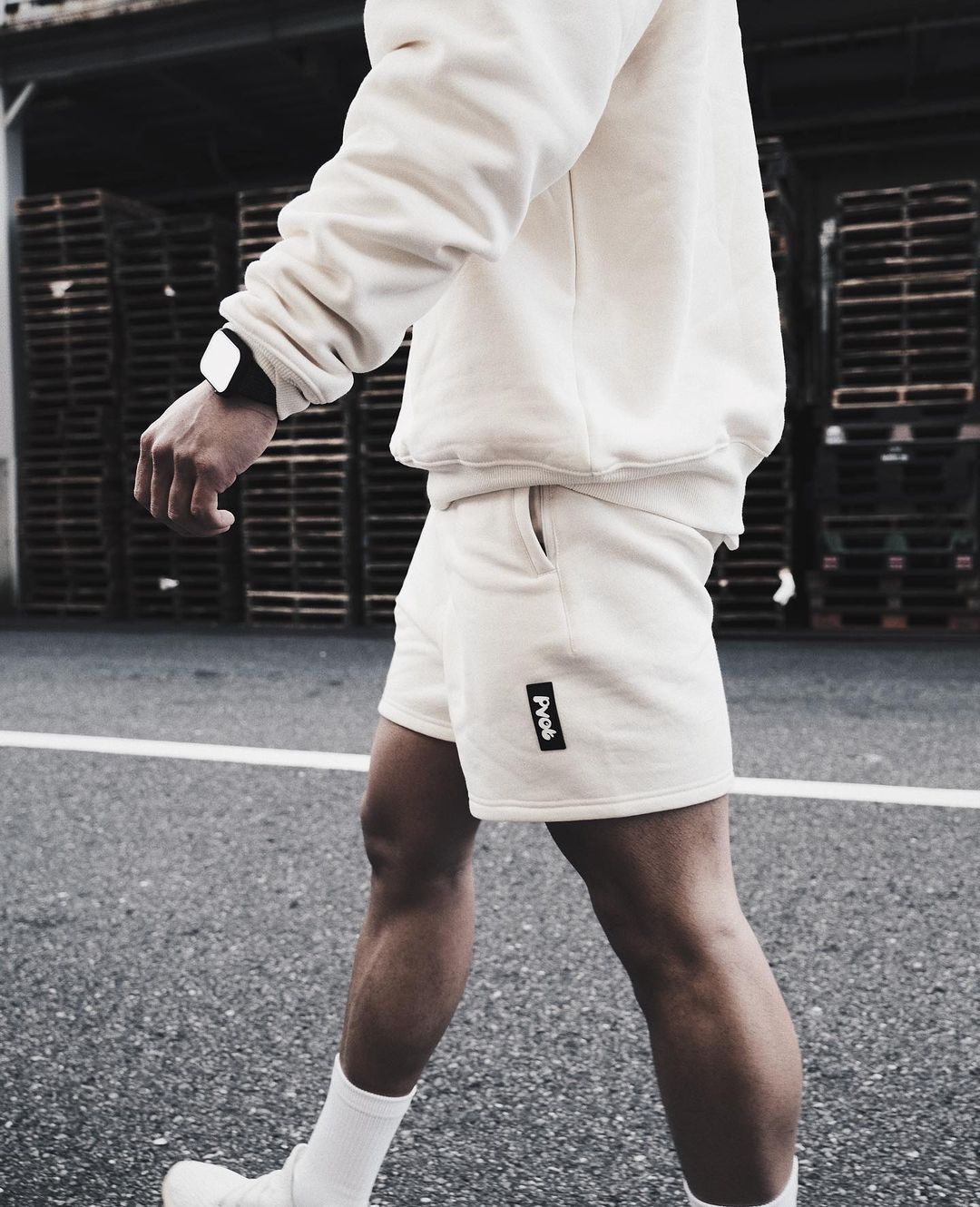 Men’s Solid Color Loose Bottom Crotch Shorts – Comfortable Casual Relaxed Fit Shorts