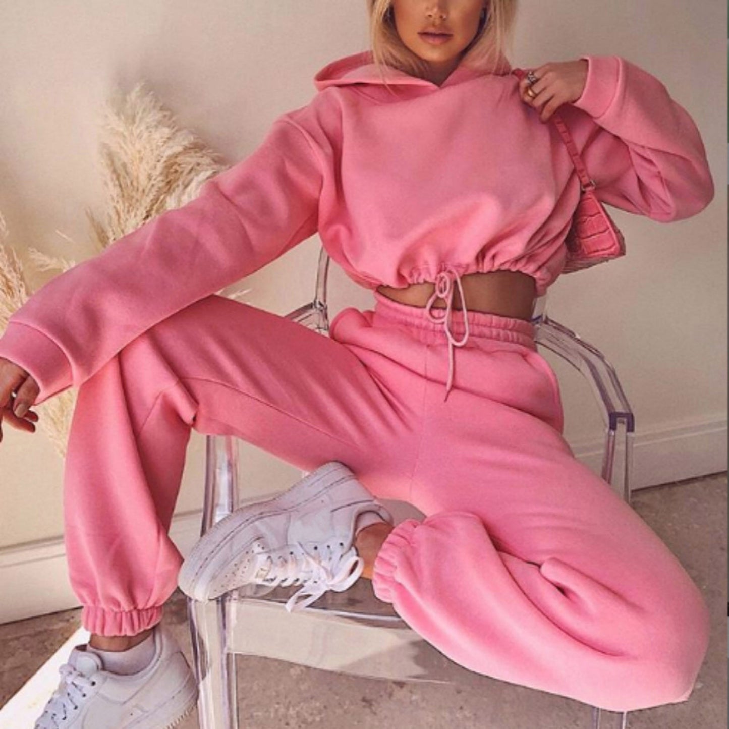 2-Piece Jogging Suits for Women – Sexy Long Sleeve Hoodie & Sweatpants Tracksuit Fitness Set